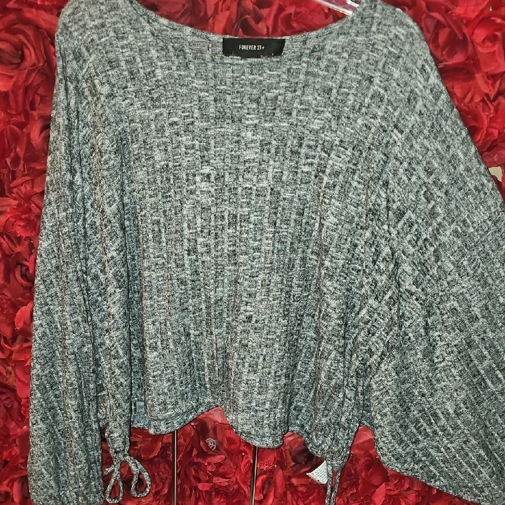 Forever 21 Charcoal Knit Crop Batwing Sweater Size OX -XLarge